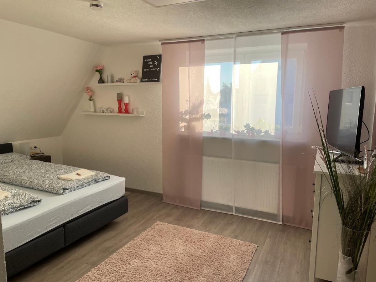 #2 Grosses Zimmer Mit Pool Und Garten Memmingen Luaran gambar