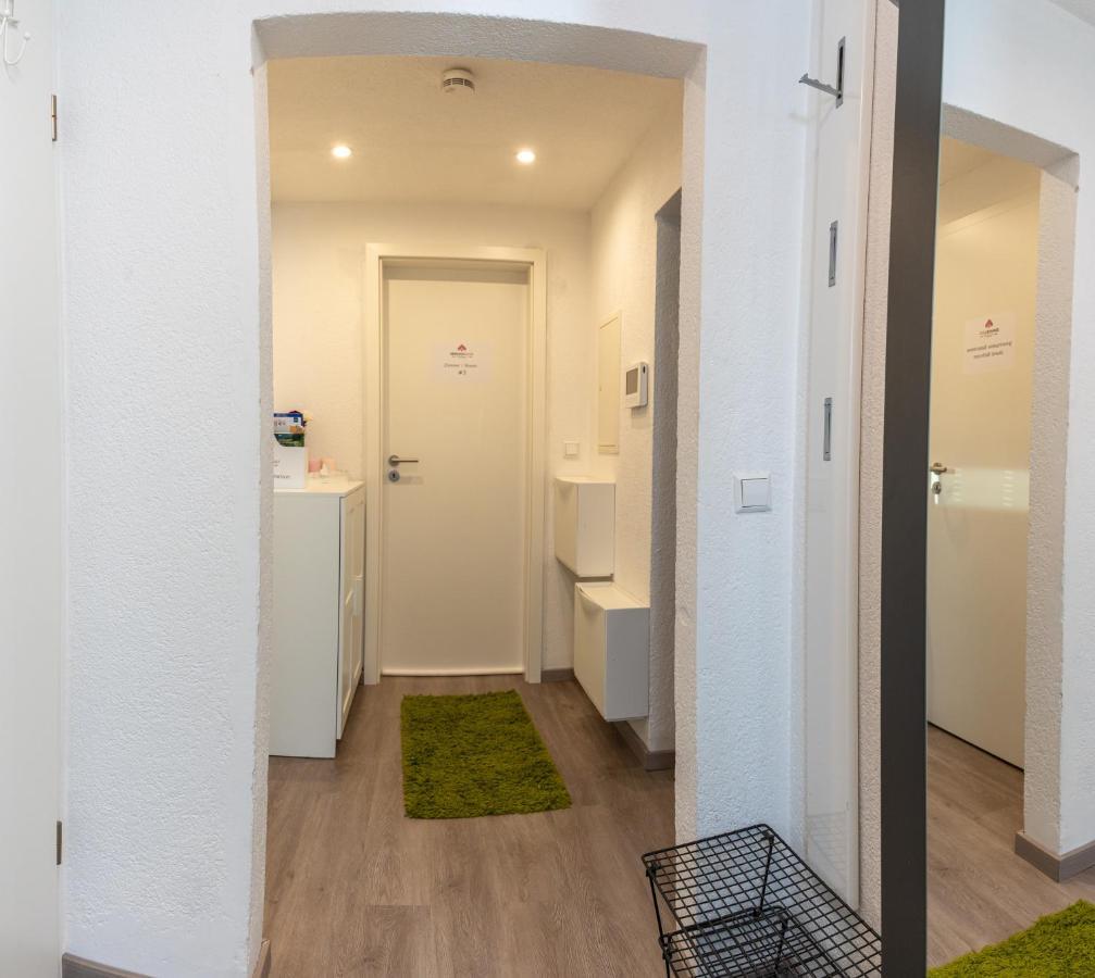 #2 Grosses Zimmer Mit Pool Und Garten Memmingen Luaran gambar