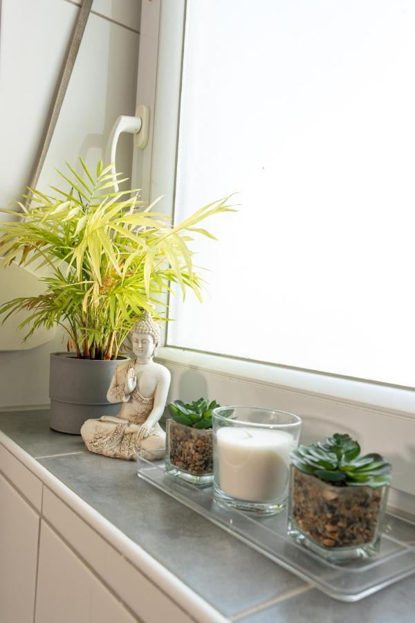 #2 Grosses Zimmer Mit Pool Und Garten Memmingen Luaran gambar