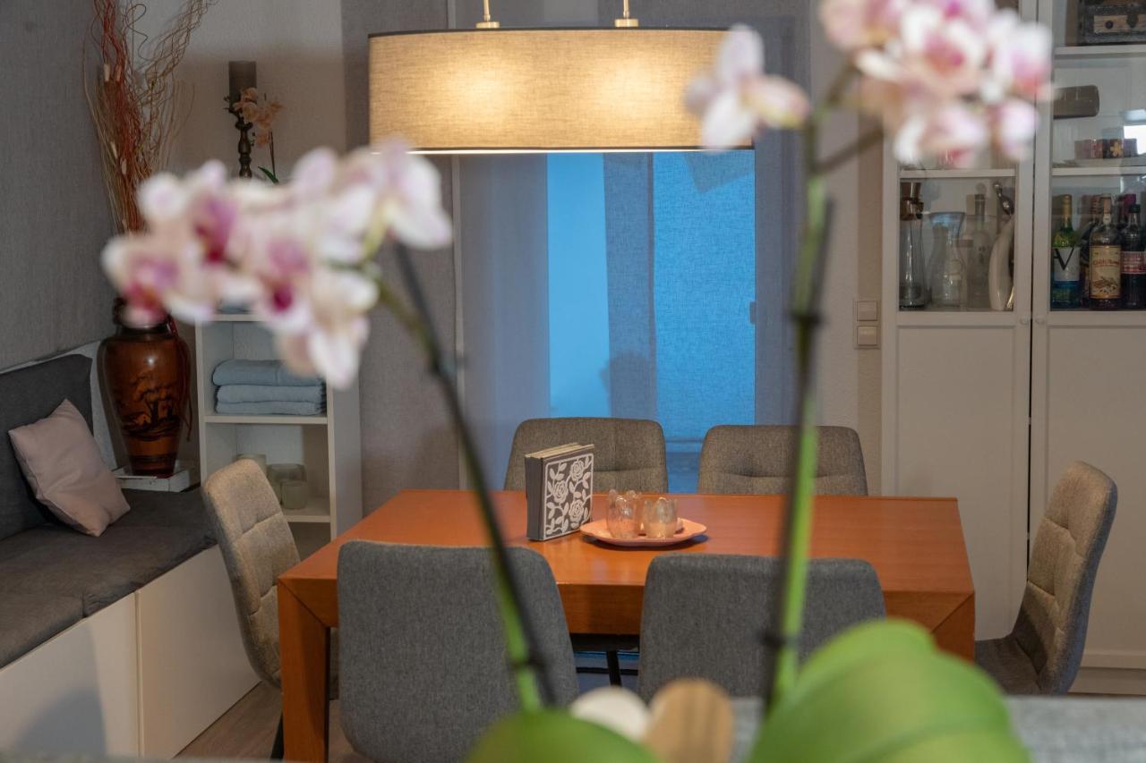#2 Grosses Zimmer Mit Pool Und Garten Memmingen Luaran gambar